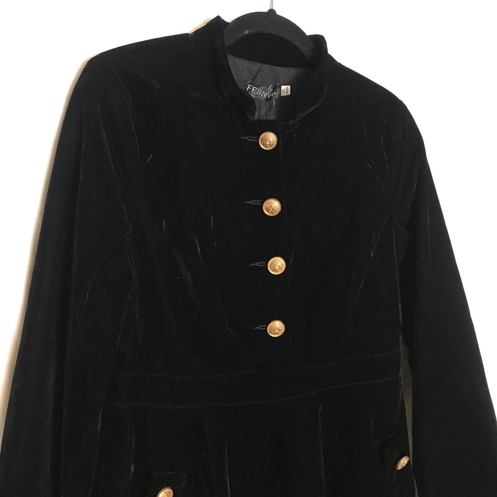 Classic Black Long-Sleeve Fit & Flare Dress - Picture 5 of 15